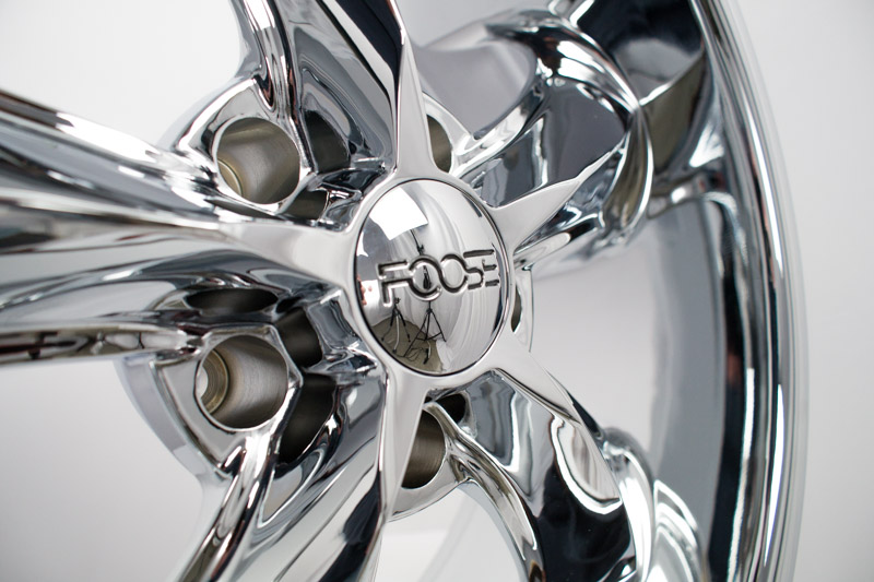 Foose F105 18x8 5 Lug Chrome Wheels Rims .JPG